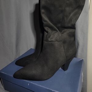 Universal Thread Black Heeled Boots